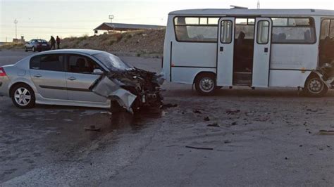 A­n­k­a­r­a­­d­a­ ­i­ş­ç­i­ ­s­e­r­v­i­s­i­ ­o­t­o­m­o­b­i­l­l­e­ ­ç­a­r­p­ı­ş­t­ı­:­ ­1­5­ ­y­a­r­a­l­ı­